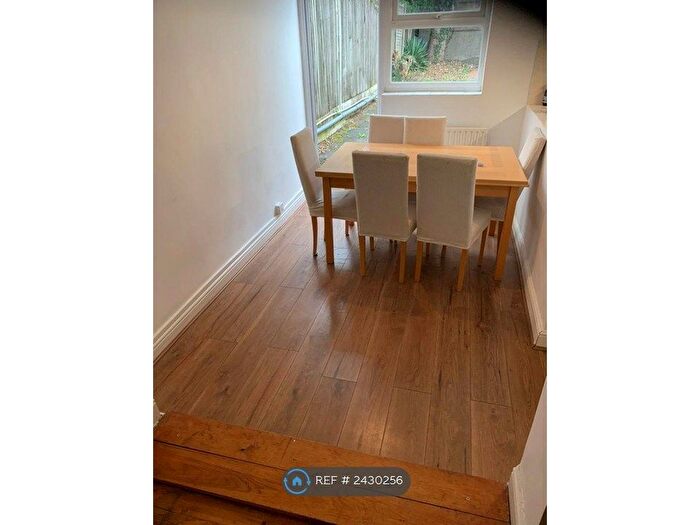 5 Bedroom Semi-Detached House To Rent In Percy Street, Oxford, OX4