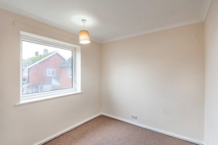2 Bedroom Flat For Sale In The Oval, Retford, DN22