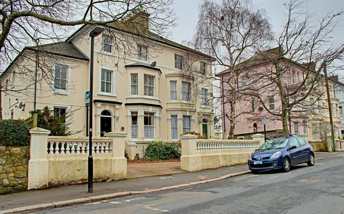 1 Bedroom Flat To Rent In Baldslow Road, Hastings, TN34