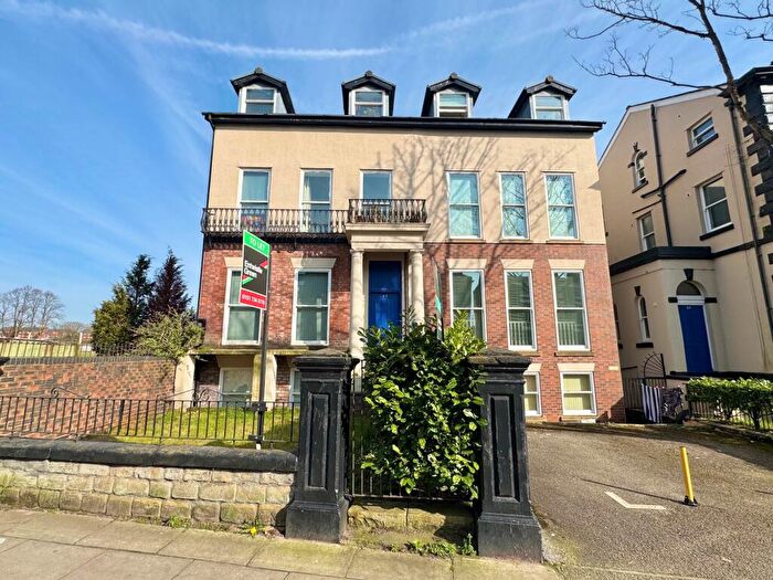 1 Bedroom Apartment To Rent In Sandown Lane, L15