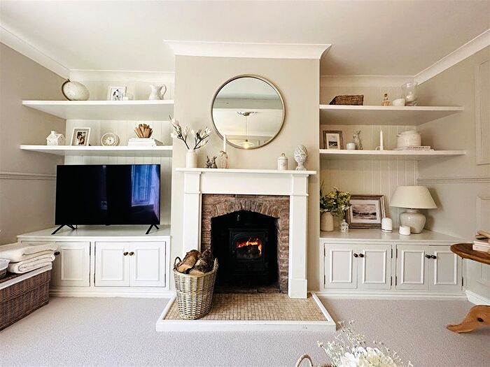 4 Bedroom Detached House For Sale In Rythergate, Cawood, Selby, YO8