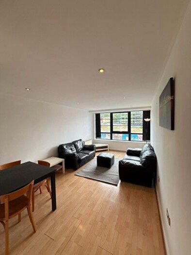 2 Bedroom Flat To Rent In Avoca Court, Cheapside, Digbeth, B12