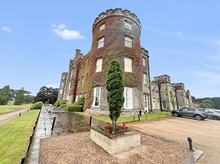 2 Bedroom Flat For Sale In Bretby, Burton-On-Trent, DE15