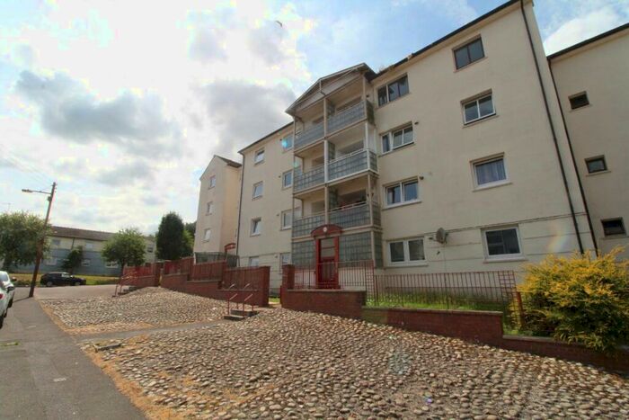 2 Bedroom Flat To Rent In Croftfoot Street, Glasgow, G45