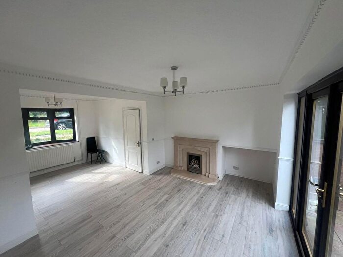 3 Bedroom Property To Rent In Tanys Dell, Harlow, CM20