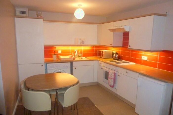 1 Bedroom Flat To Rent In City Heights, Birmingham, B4