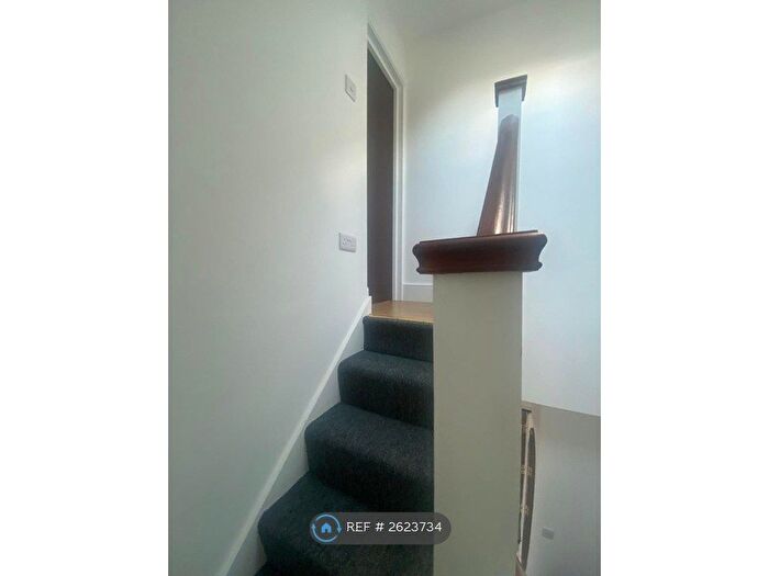 Studio To Rent In Ashmore Road, London, W9