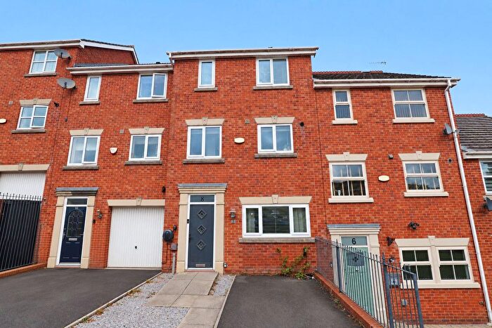 4 Bedroom Terraced House For Sale In Linden Crescent, Tottington, Bury, BL8
