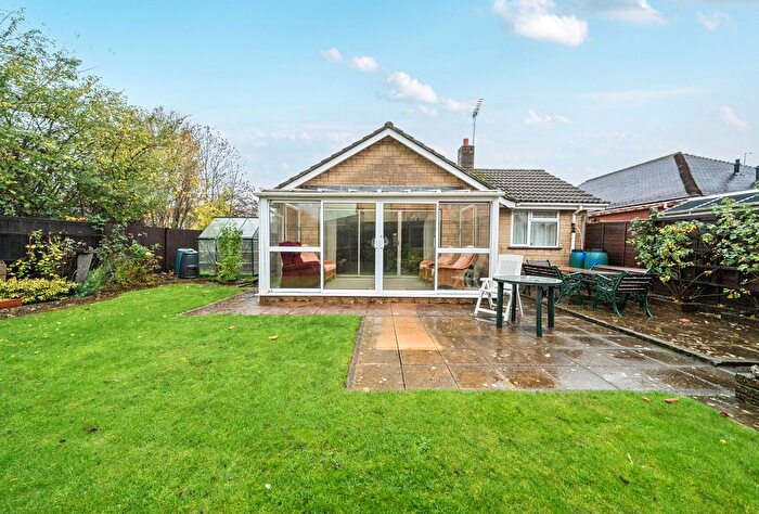 3 Bedroom Bungalow For Sale In Church Road, Frampton Cotterell, Bristol, Gloucestershire, BS36