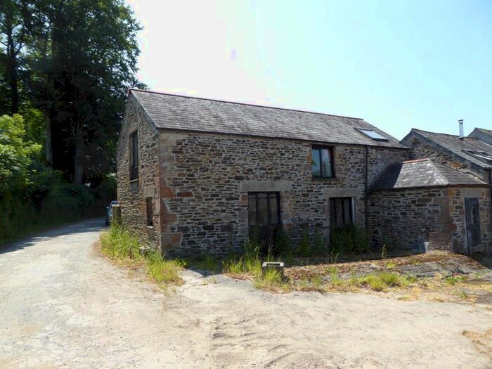 3 Bedroom Barn Conversion For Sale In Launceston, PL15