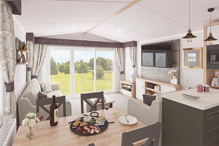 2 Bedroom Mobile/park Home For Sale In Dalmellington, Ayr, KA6