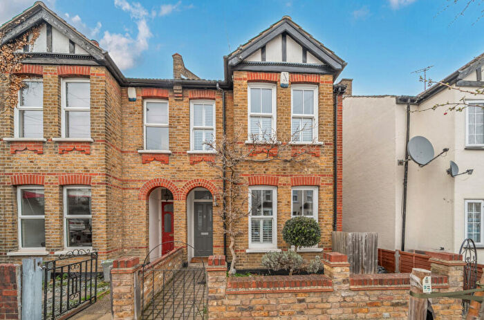 3 Bedroom Semi Detached House For Sale In Albert Road, Bromley, BR2