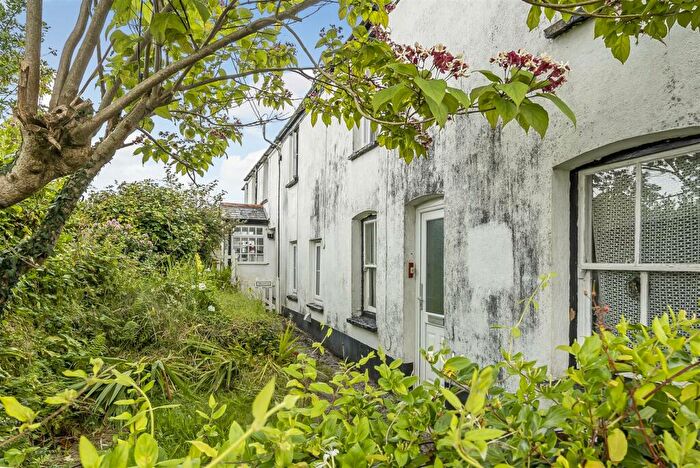 3 Bedroom End Of Terrace House For Sale In Merrymeet, PL14