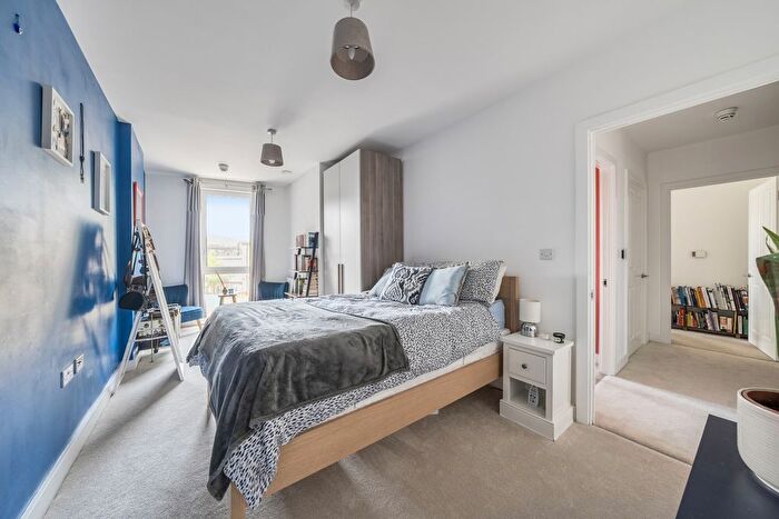 2 Bedroom Flat For Sale In Norman Road, Greenwich, SE10