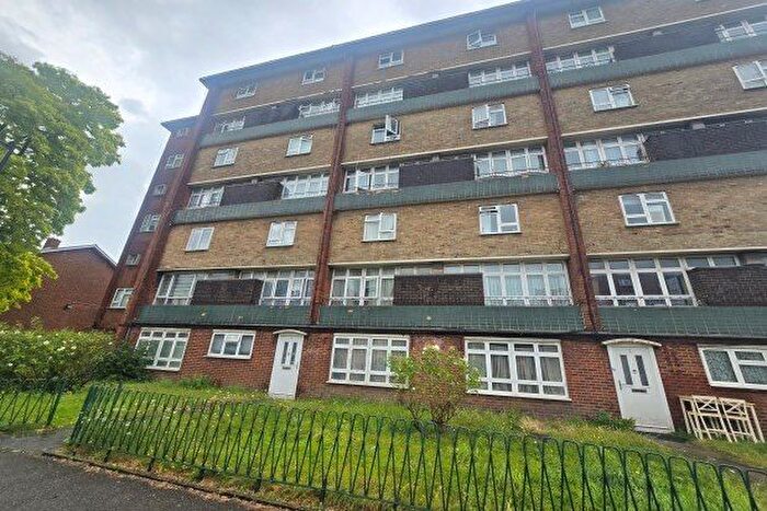 1 Bedroom Property To Rent In Beaconsfield Road, London, N9