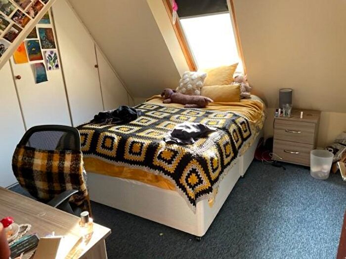 2 Bedroom House To Rent In Aldred Road Crookes Sheffield, S10