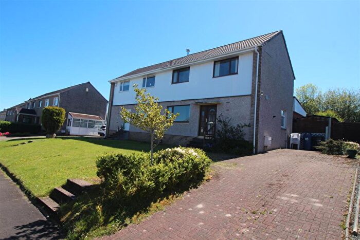 3 Bedroom Semi-Detached House For Sale In Moorfoot Drive, Gourock, PA19