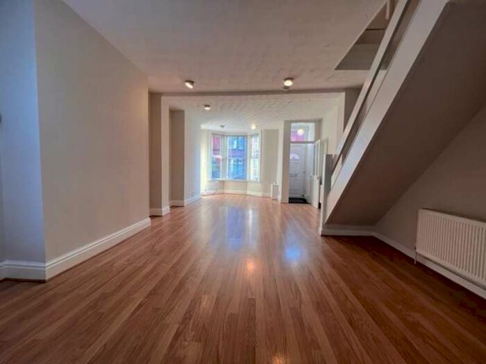 3 Bedroom House To Rent In Springbourne Road, Liverpool, , L17