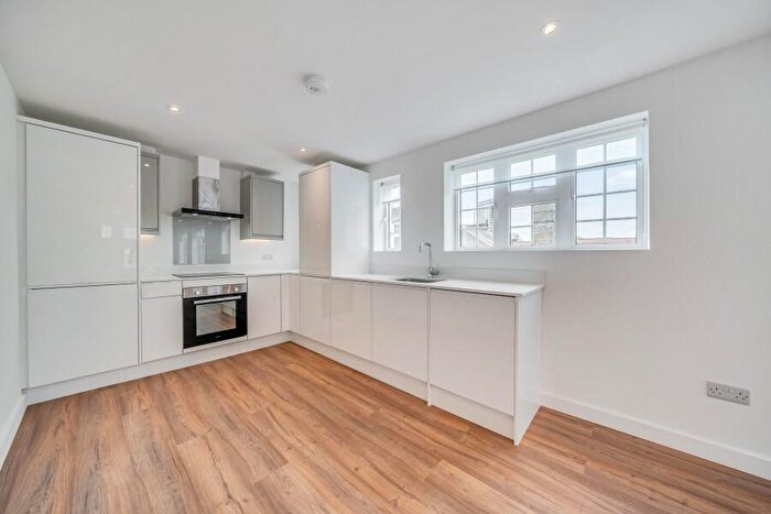 1 Bedroom Apartment To Rent In Bank Chambers, Woking, Surrey, GU21