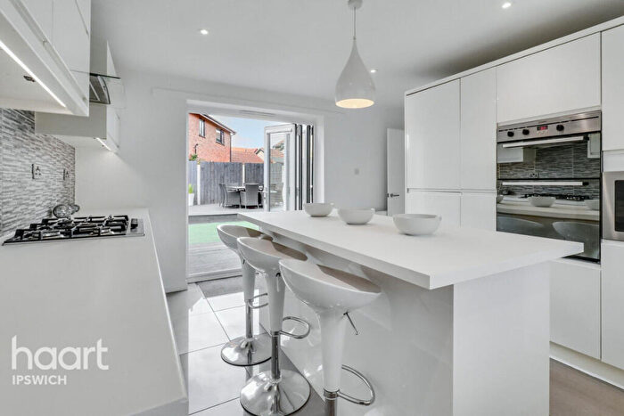 4 Bedroom Detached House For Sale In Westleton Way, Felixstowe, IP11