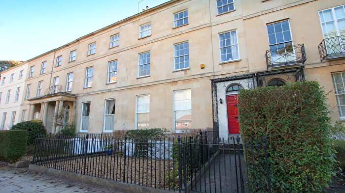 2 Bedroom Apartment To Rent In A Montpellier Terrace Cheltenham, GL50
