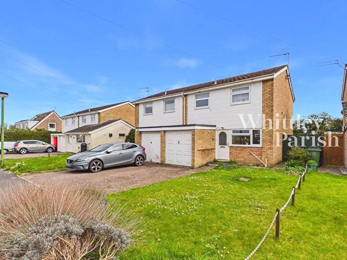 3 Bedroom Semi Detached House For Sale In St Leonards Close, Scole, IP21