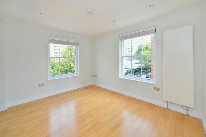 1 Bedroom Flat To Rent In Upper Berkeley Street, London, W1H