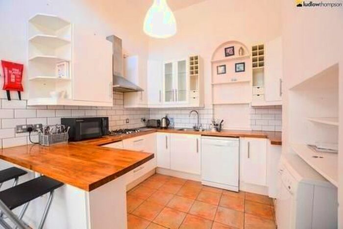 8 Bedroom Semi-Detached House To Rent In Barry Road, London, SE22