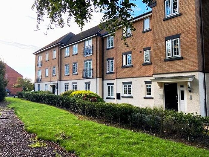 2 Bedroom Flat To Rent In Buchanan Road, Rugby, CV22
