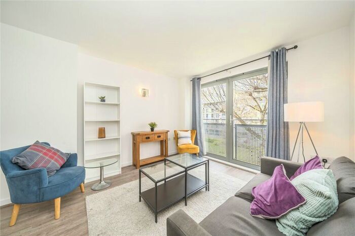 2 Bedroom Apartment To Rent In Deals Gateway, Lewisham, SE13