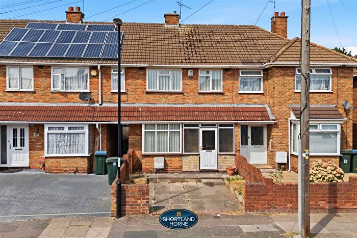 3 Bedroom Terraced House For Sale In Alder Road, Hall Green, Coventry, CV6