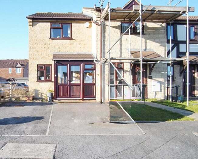 2 Bedroom End Of Terrace House To Rent In Meadow Way, Bradley Stoke, Bristol, BS32