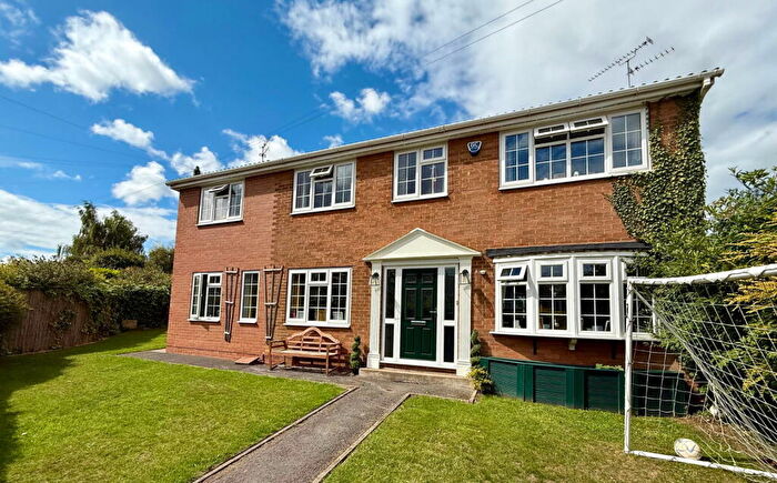 5 Bedroom Detached House For Sale In Wetherby, Beechwood Rise, LS22