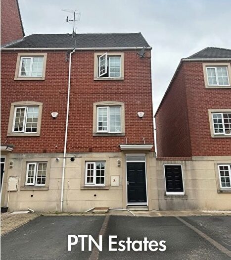 4 Bedroom End Of Terrace House To Rent In Columbus Avenue, Brierley Hill, DY5
