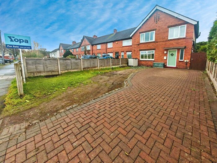 3 Bedroom Semi-Detached House For Sale In Manor Road, Nantwich, CW5