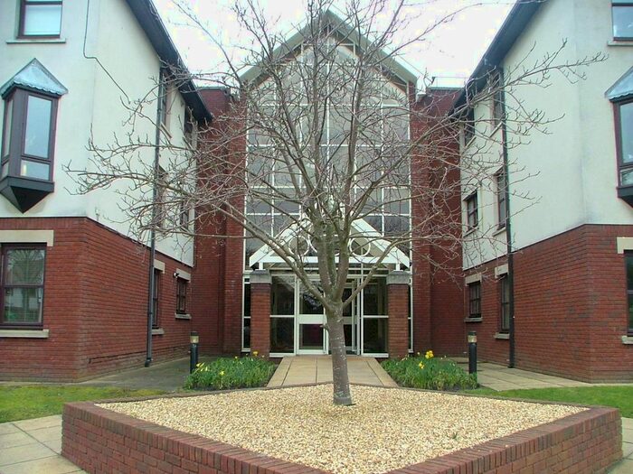 2 Bedroom Flat To Rent In Argyle Road, Southport, PR9