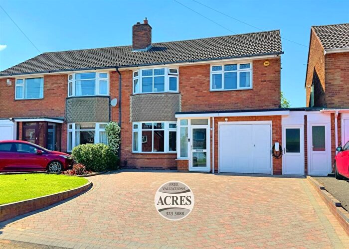 3 Bedroom Semi Detached House For Sale In Worcester Lane, Sutton Coldfield, B75