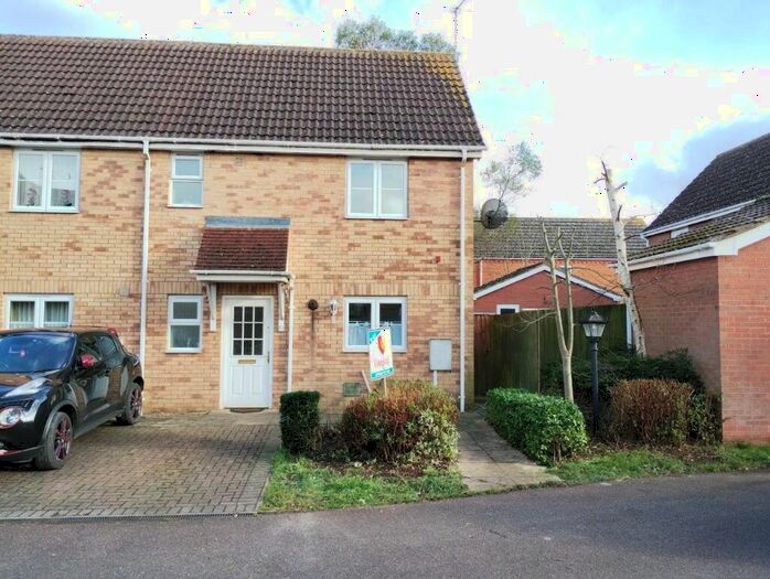 2 Bedroom End Of Terrace House To Rent In Kingfisher Court, Spalding, PE11
