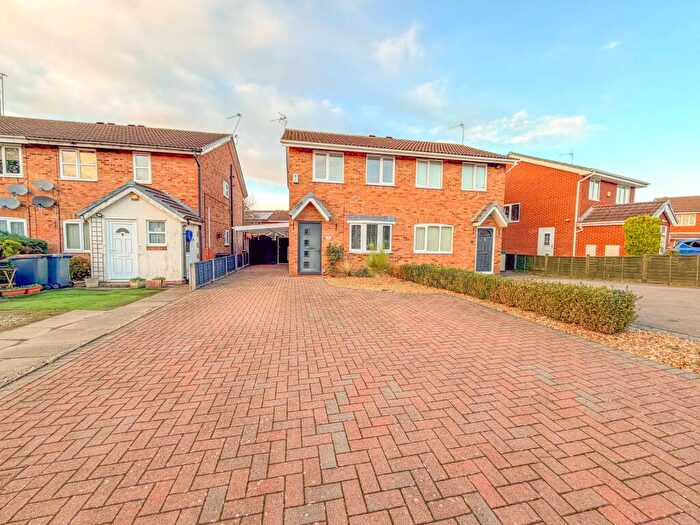 2 Bedroom Semi Detached House For Sale In Avebury Close, Nuneaton, CV11