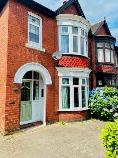 3 Bedroom Semi-Detached House To Rent In Cranworth Road, Rotherham, S65