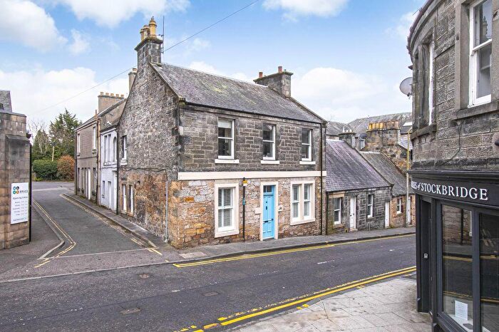 2 Bedroom Flat For Sale In St Margaret Street, Dunfermline, KY12