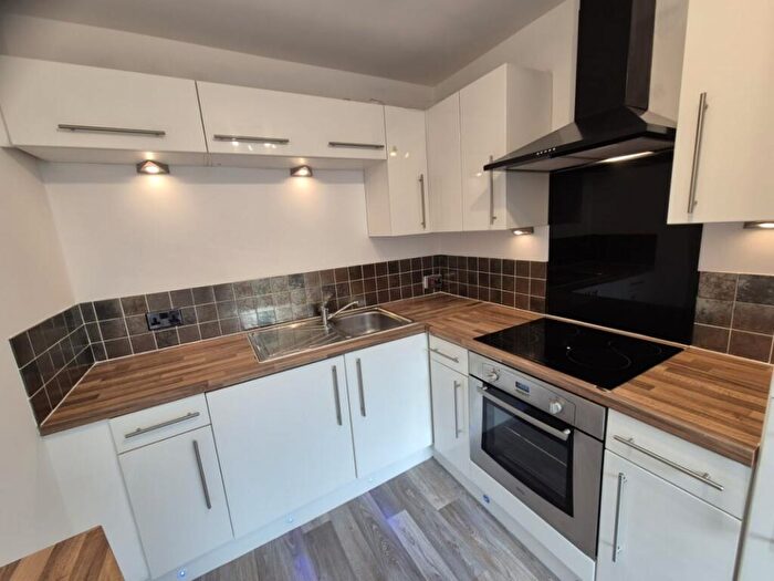 2 Bedroom Flat For Sale In Rutland Court, Ansdell, FY8