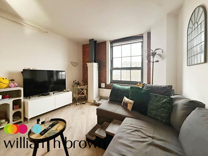 1 Bedroom Flat To Rent In College Street, Ipswich, IP4