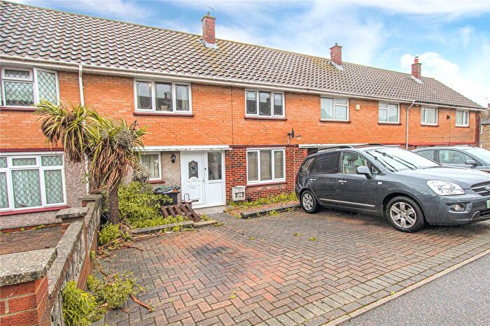 3 Bedroom Terraced House To Rent In Medhurst Crescent, Gravesend, Kent, DA12