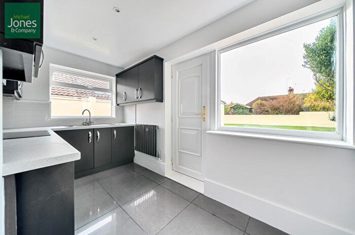 3 Bedroom Bungalow To Rent In Hurley Road, Worthing, West Sussex, BN13