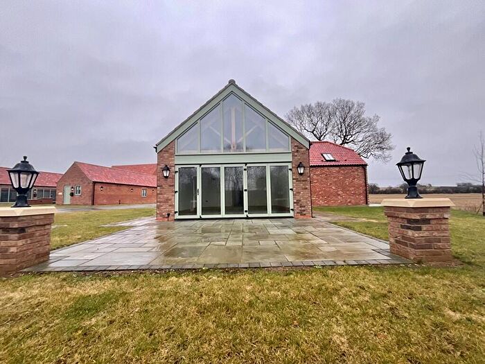 3 Bedroom Detached House To Rent In Prestons Farm Barns, Eagle Hall, Lincoln, LN6
