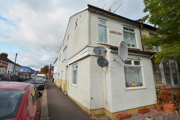 1 Bedroom Maisonette To Rent In Garfield Street, North Watford, WD24
