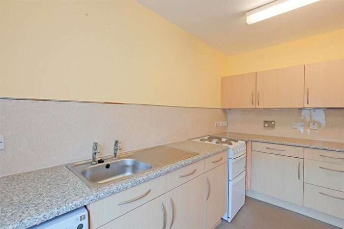 2 Bedroom Apartment For Sale In The Ward, Strathaven, ML10