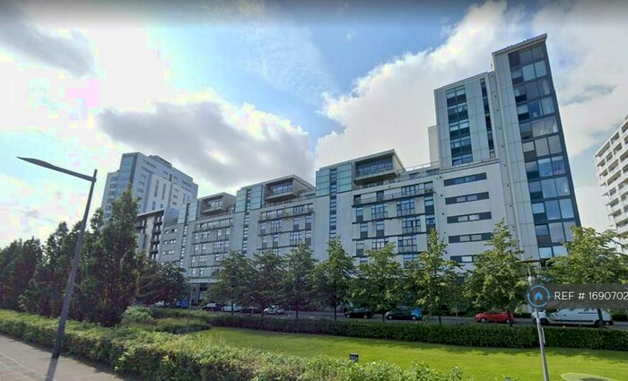 2 Bedroom Flat To Rent In Glasgow Harbour Terraces, Glasgow, G11