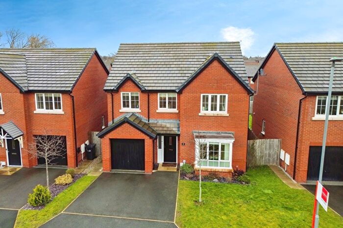 4 Bedroom Detached House For Sale In Christopher Mitford Road, Stoke-On-Trent, Staffordshire, ST7